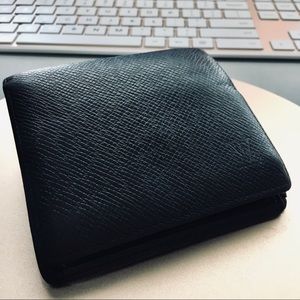 Louis Vuitton Epi Leather Billfold Black